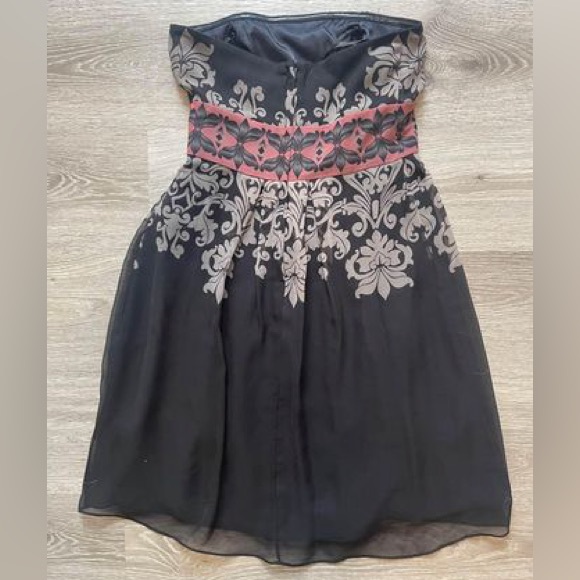 RW & Co Dress - Picture 2 of 2